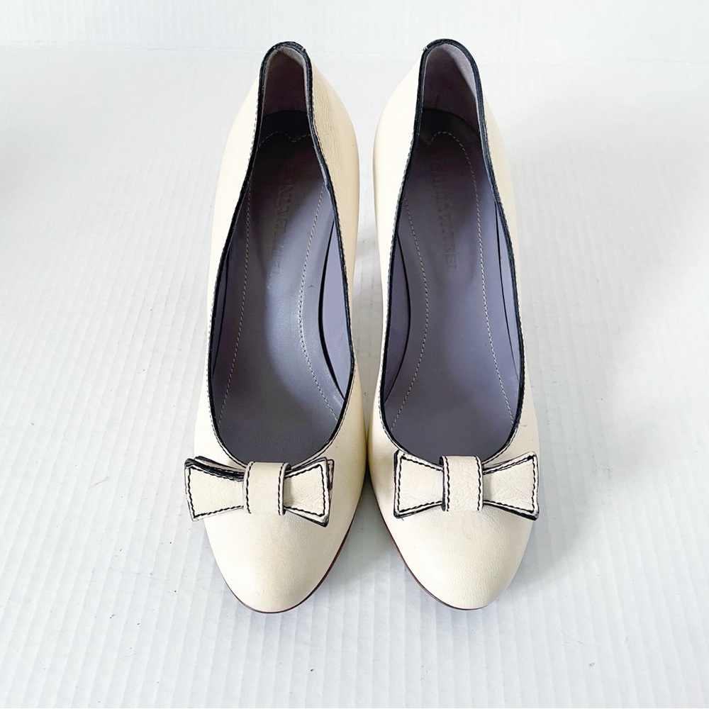 Sonia Rykiel calf leather cream bow pumps size 38